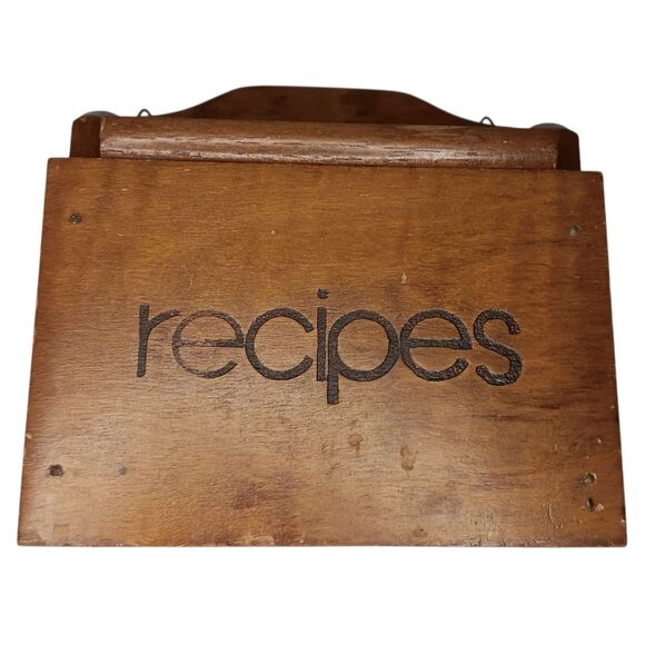 VTG Wood Recipe Box Hinged Lid "Recipes" In Black Letters Wall Mount Or Counter - Picture 2 of 11